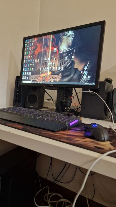 Monitor 24 polegadas LG 144hz 1ms pra sair hoje !