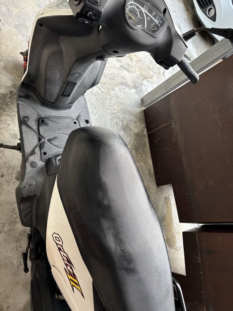 Vendo Moto Sym Acelera