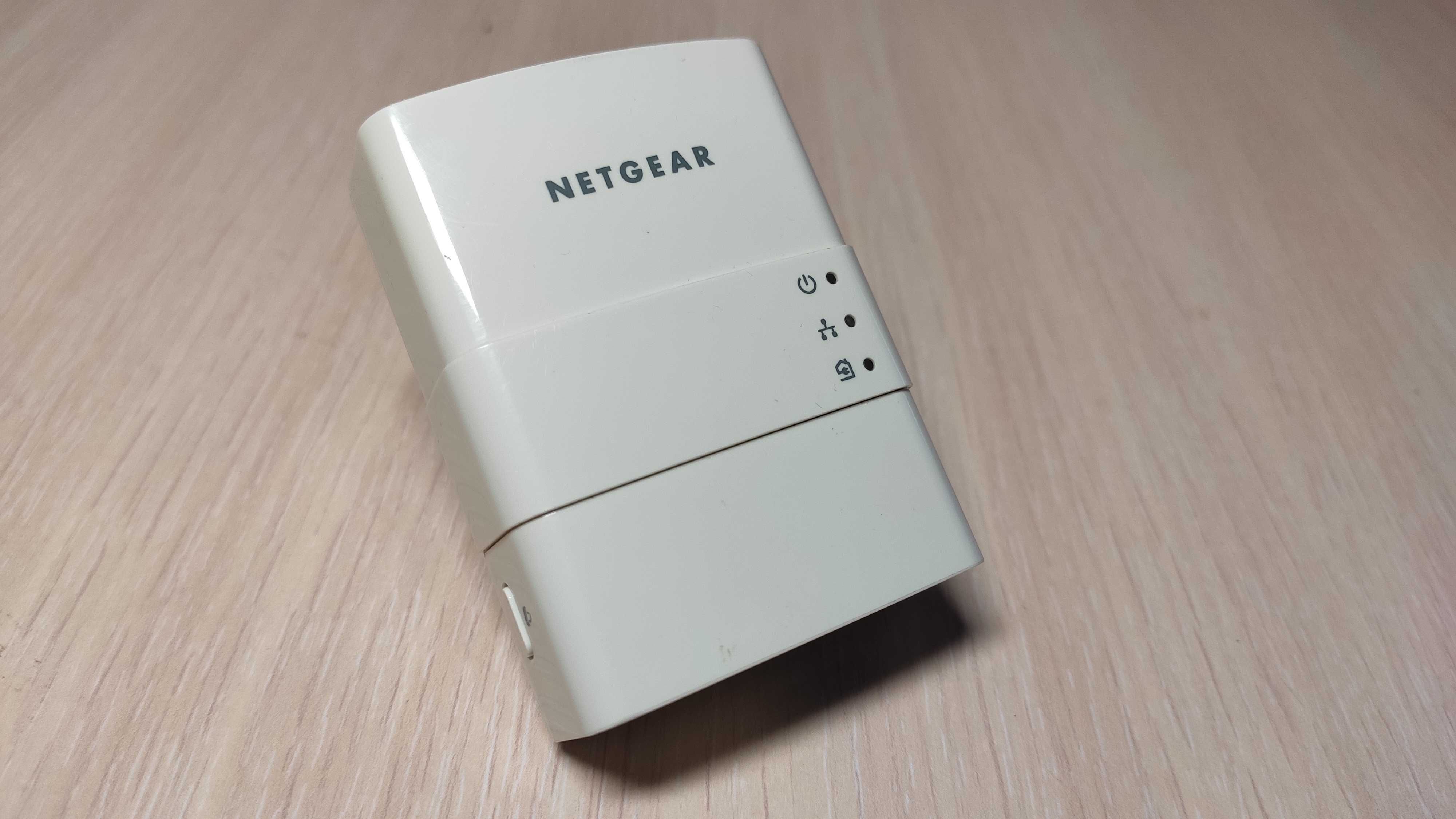 Netgear Powerline 500 Сетевой адаптер