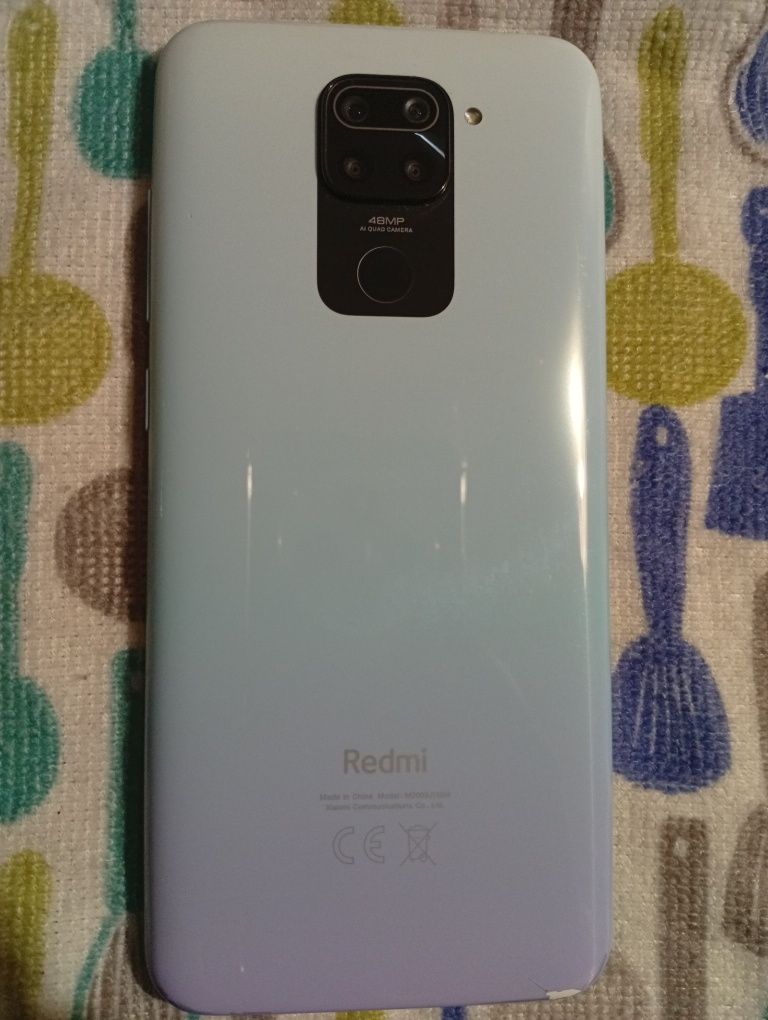 Смартфон Redmi Note 9