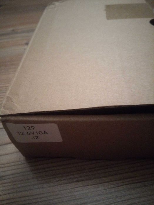 Ładowarka 12.6V 10A 3S akumulator litowo-jonowy inteligentna.