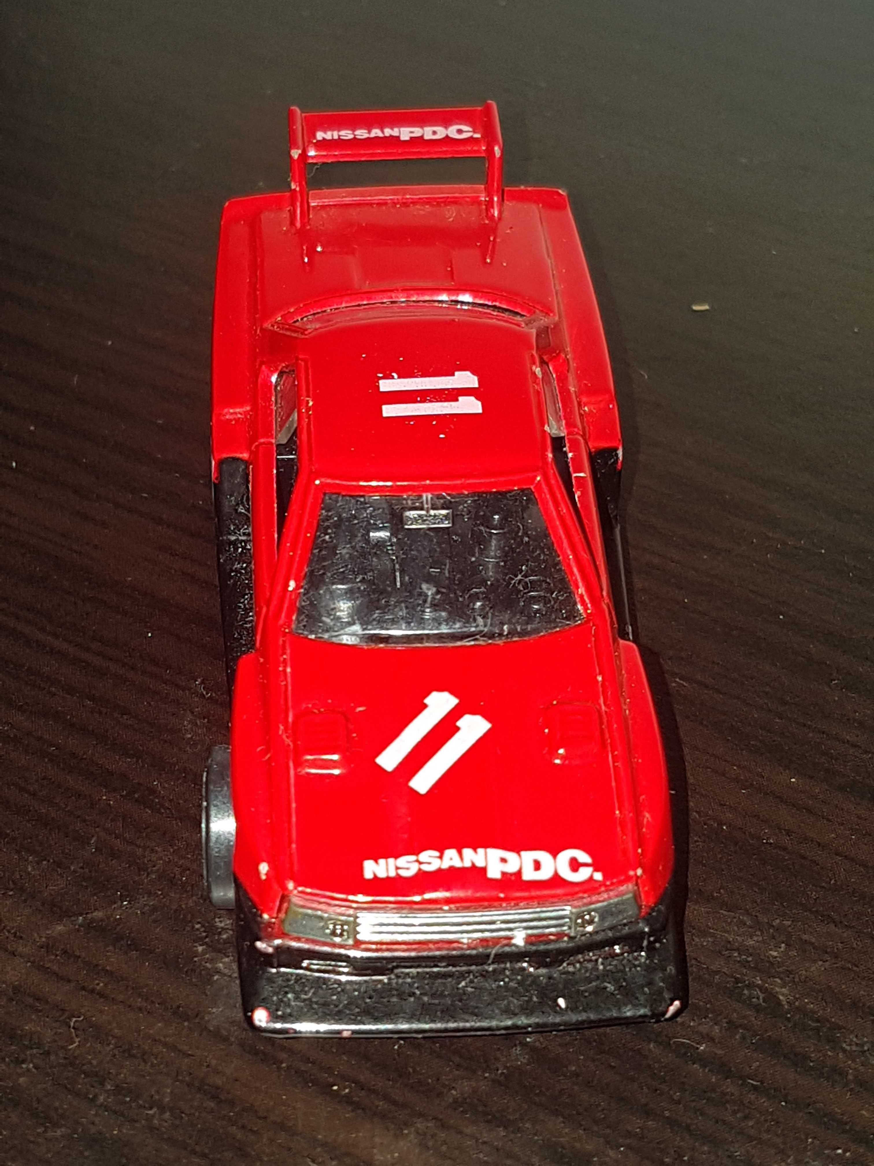 Miniatura Tomica Skyline Silhouette Formula