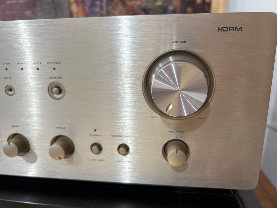 Amplificador Marantz PM 7200 Gold