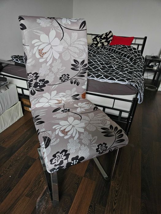 Pokrowce na krzesła wzór kwiaty elastyczne uniwersalne 4 sztuki