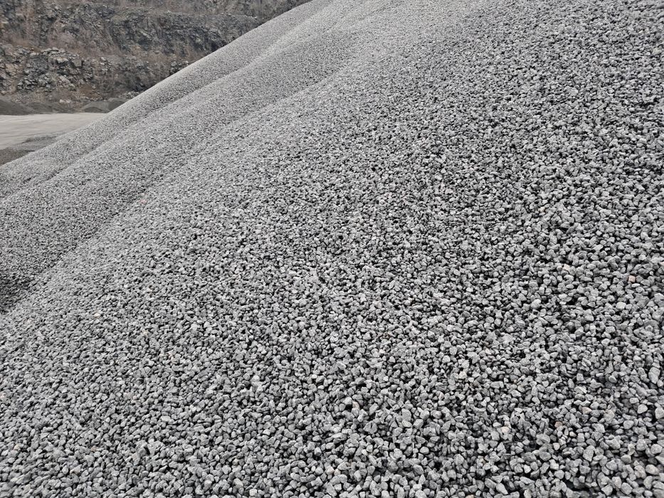 Щебень, песок, отсев, глина, шлак, вывоз мусора аренда КАМАЗ