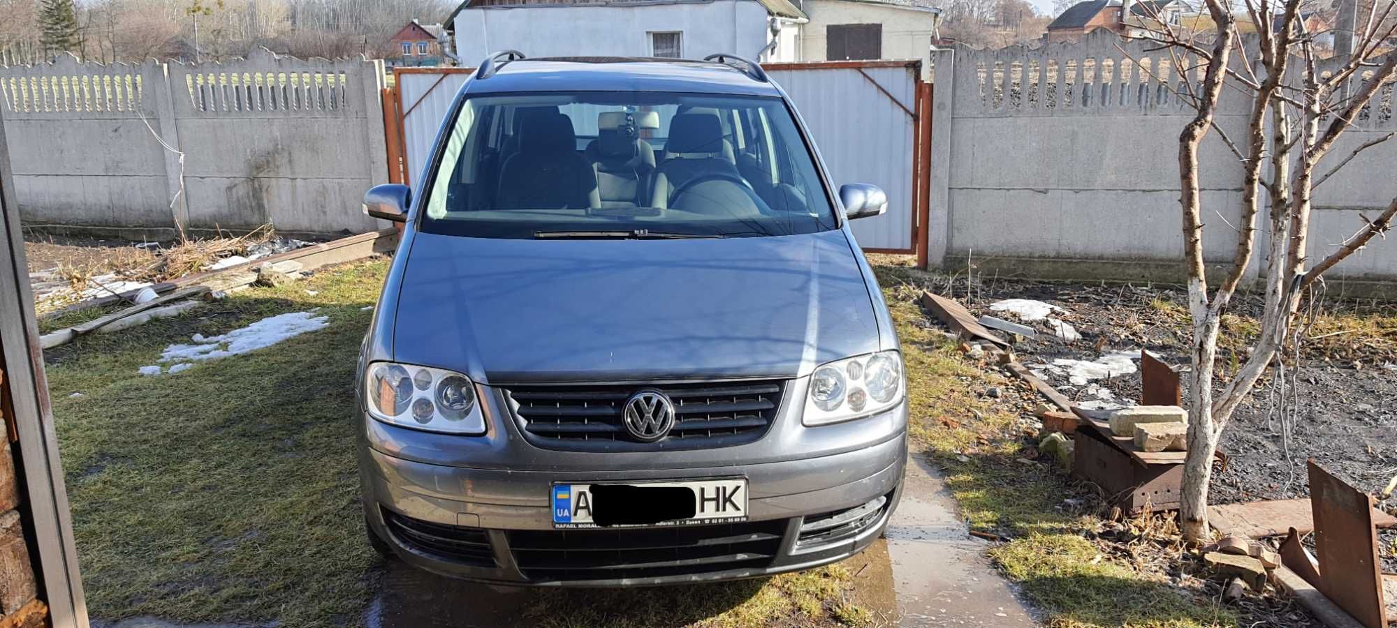 Volkswagen Touran 1.6 MPI 2003