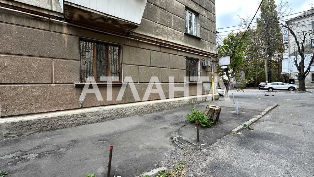 Фасадна двокімнатна сталінка, Центр, Приморський, Фонтан, ЖД вокзал