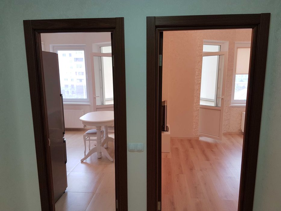 Продам 1к. квартиру, 4 эт., в массиве "Радужный"/Небесной сотни, Одеса