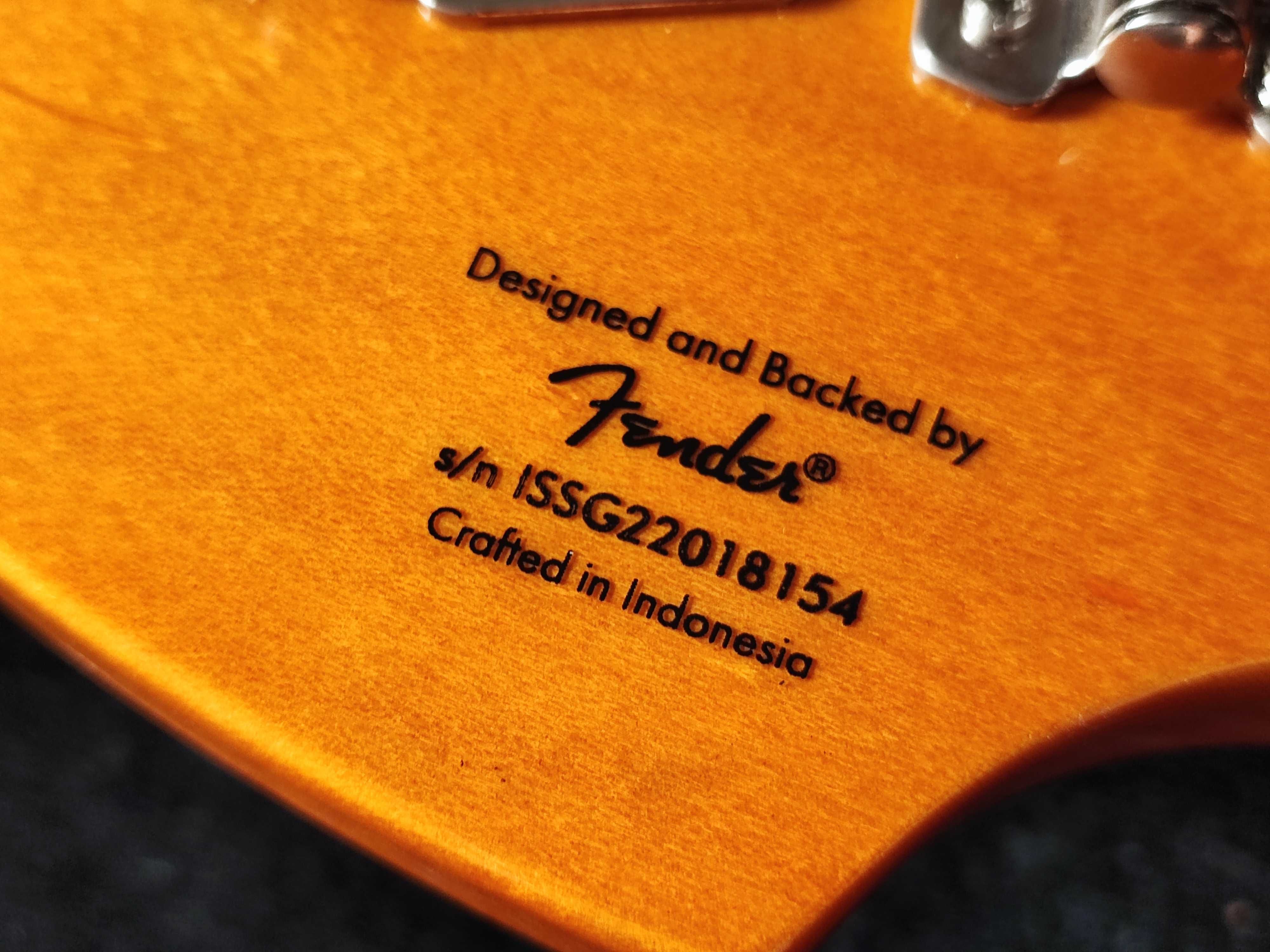 Baixo Squier by Fender CV 70s Precision Bass - Impecável!