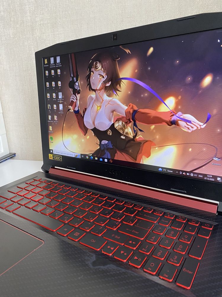 Acer Nitro 5 ( i5 8300H,GTX1050ti,16 gb) *(ТОРГ)