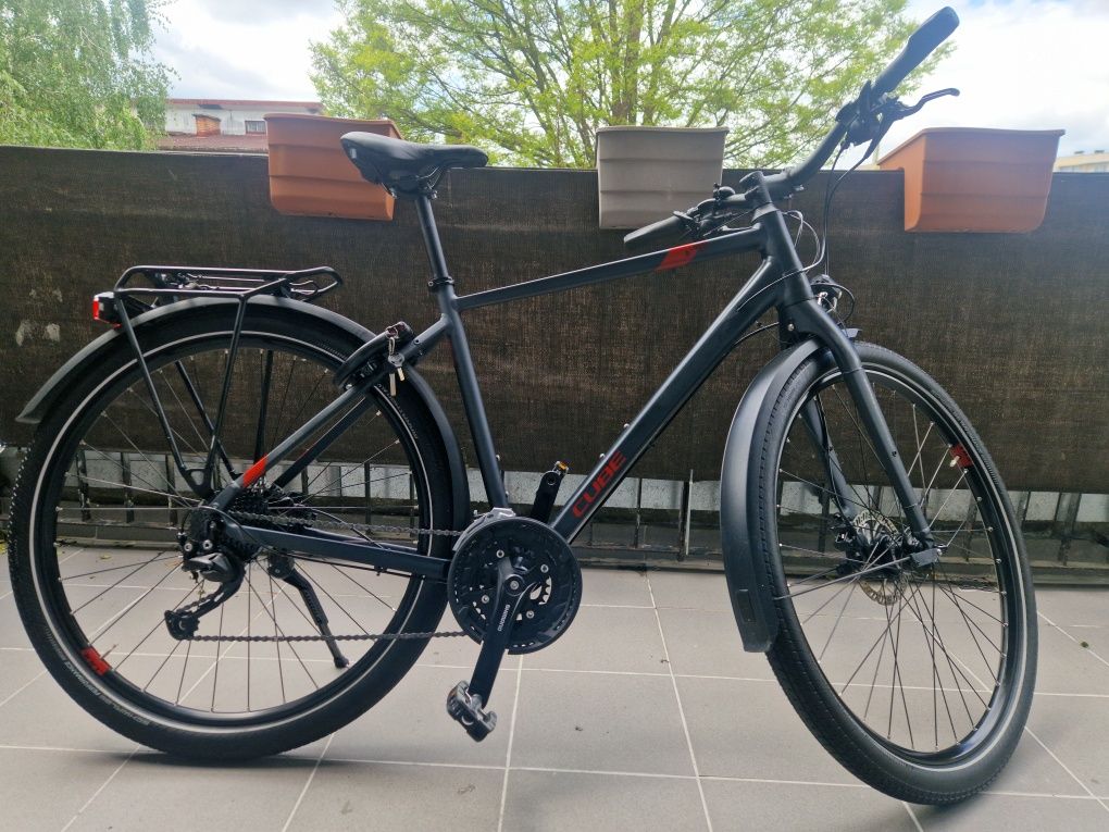 Rower Cube Travel 28 cali, Nowy !!!