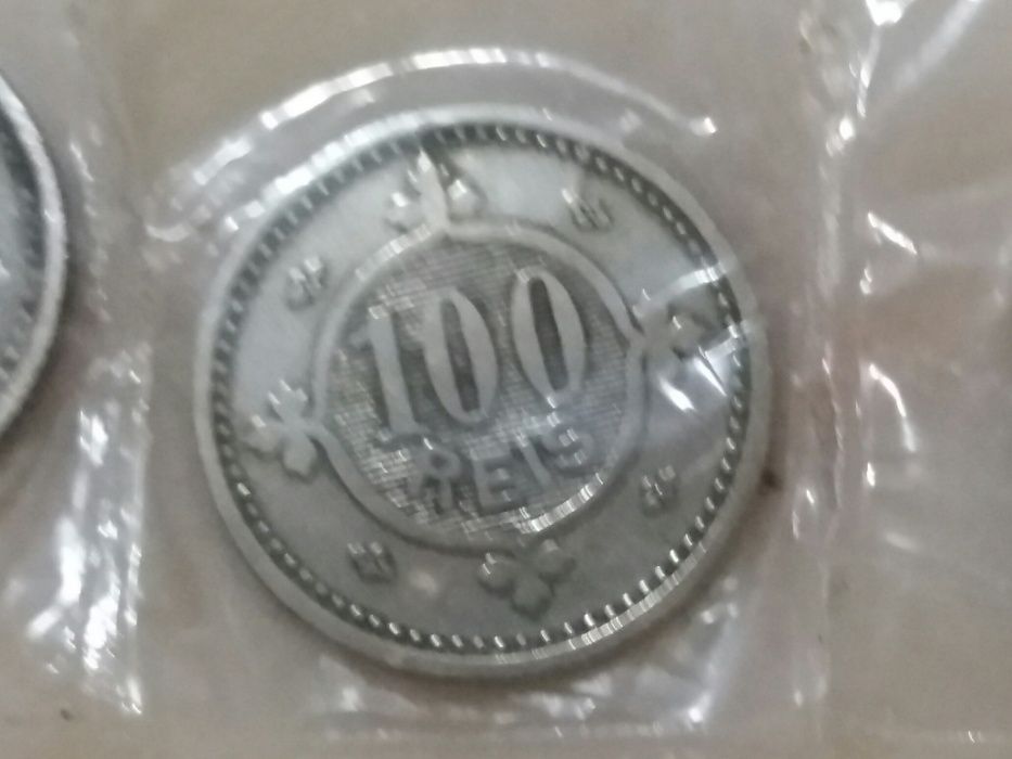 lote de 3 moedas de 100 Reis do ano 1900 (D. Carlos I)