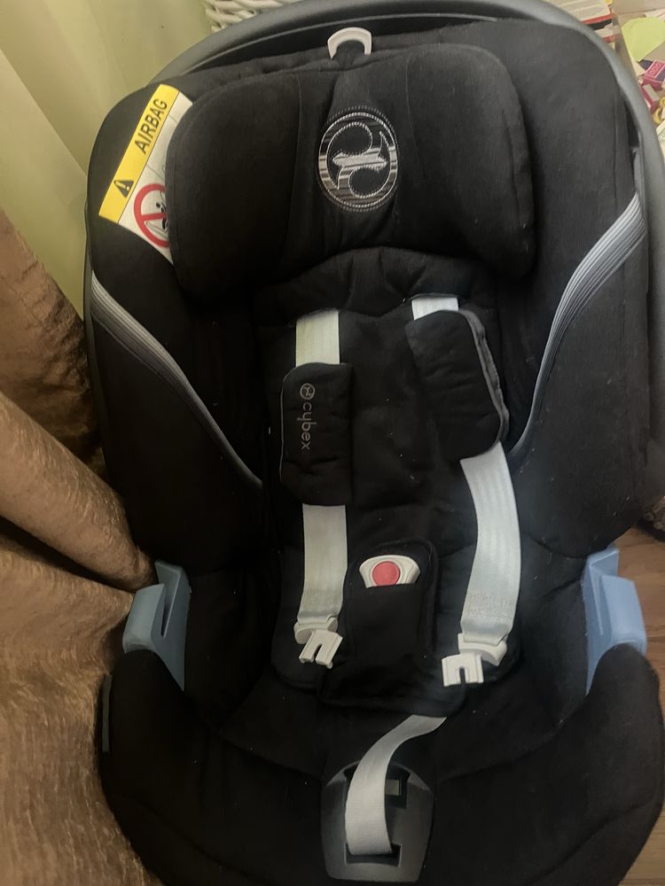 База ізофікс + Автокрісло Cybex Aton5 на гарантії