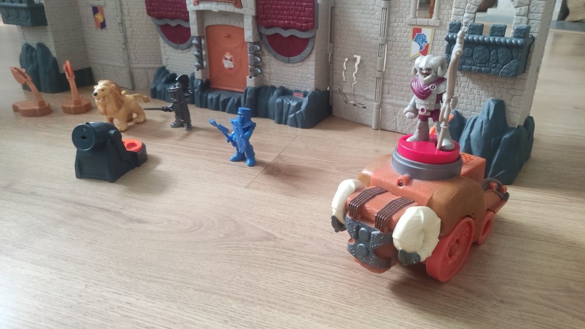 Sprzedam Zamek Warowny Fisher Price