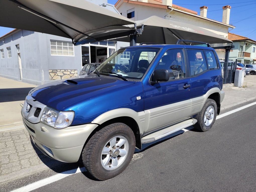 Nissan Terrano 2.7tdi Automático