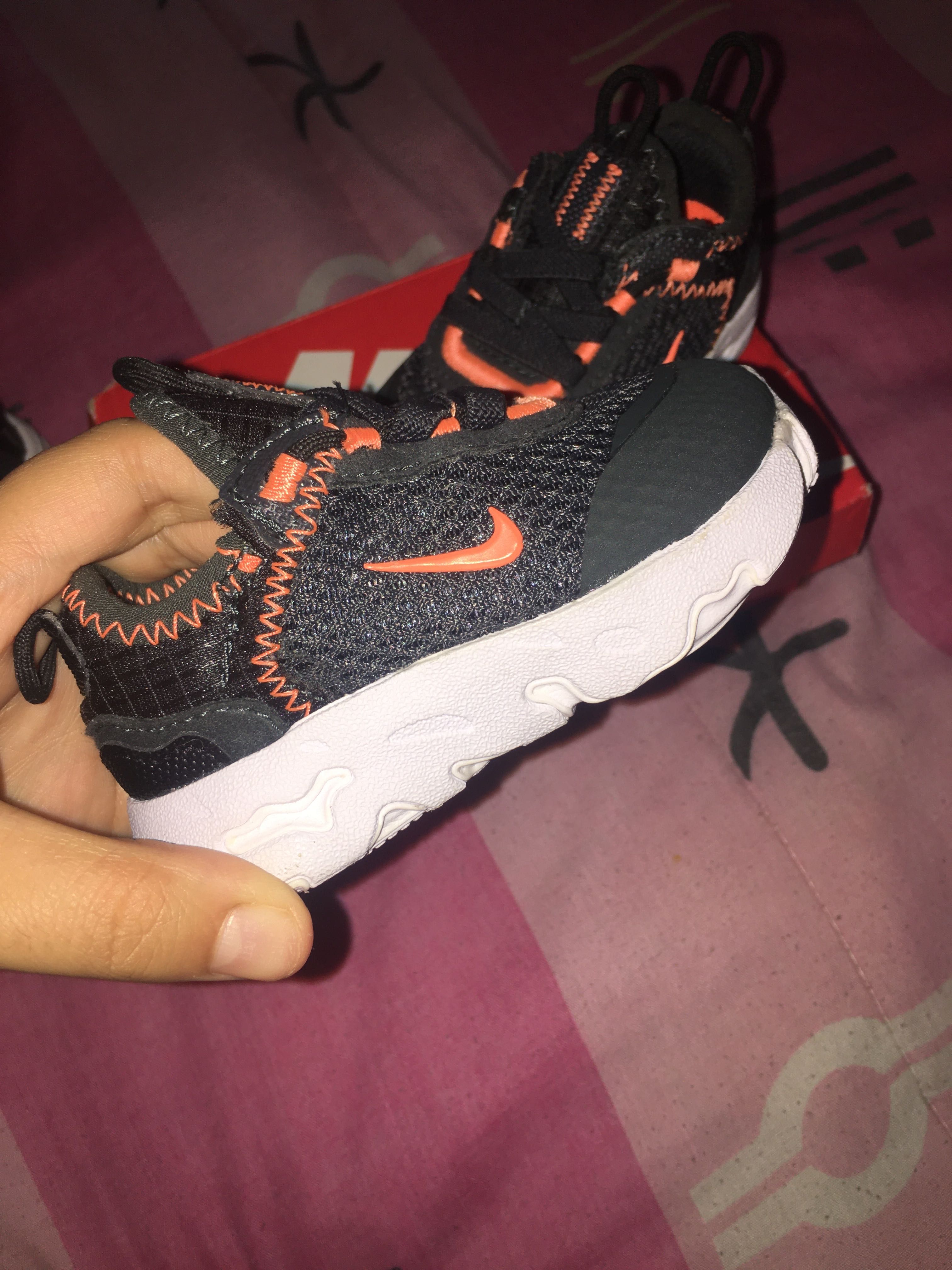 Vendo tenis de bebe