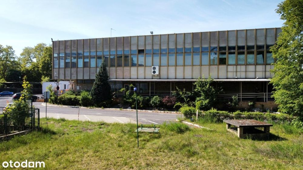 Lokal handlowo usługowy na sprzedaż