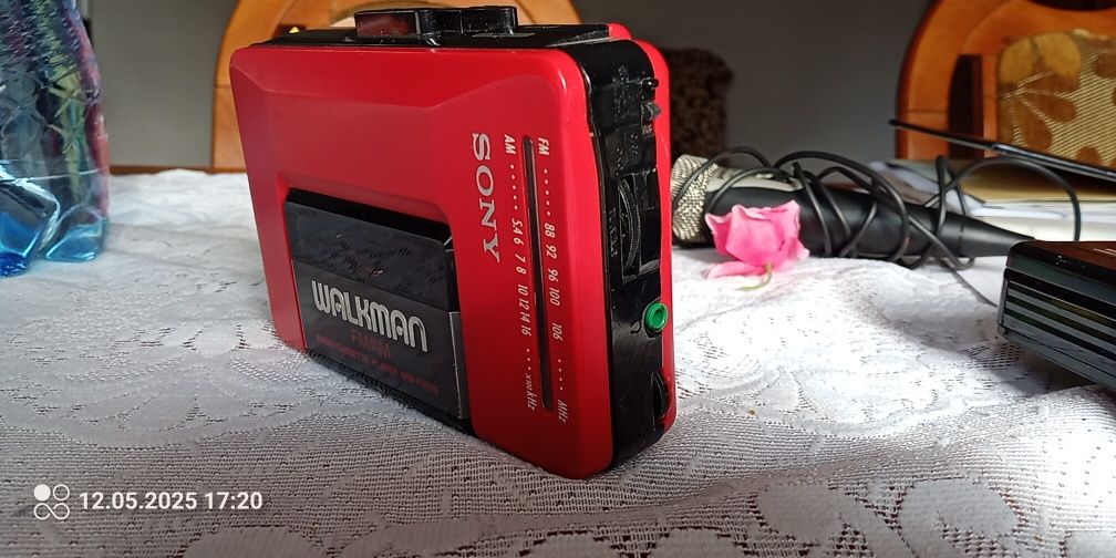 Walkman  SONY WM-F2015