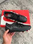 Chuteira Nike Phantom GT2