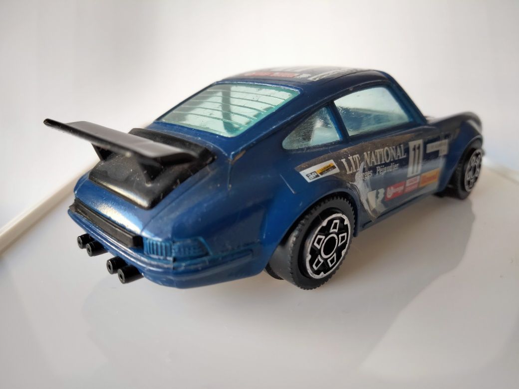 1/43 Porsche 911 Turbo "Esso" #11 (1990)