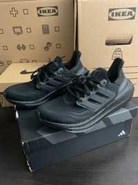 Adidas Ultraboost light, rozmiar 42 2/3