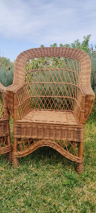 Cadeirões em Vime