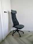 Ergonomiczne krzesło biurowe IKEA JÄRVFJÄLLET ciemnoszary