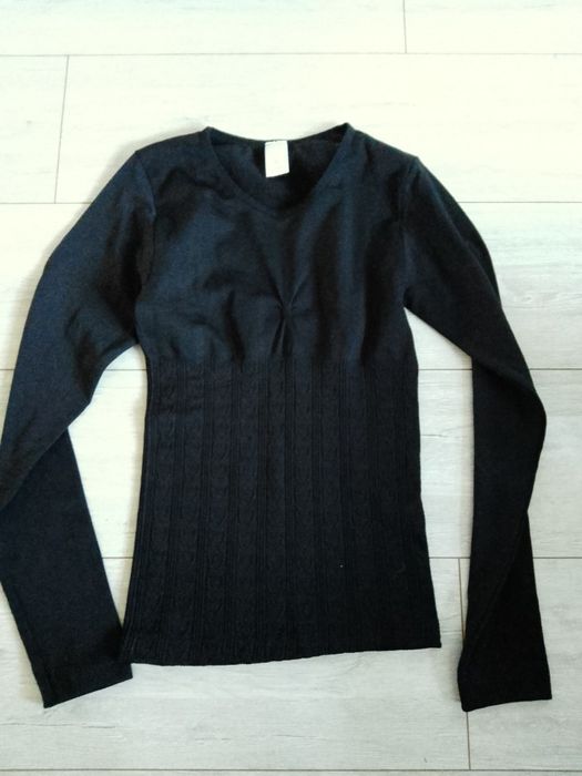 Czarna bluzka termiczna damska rozmiar M