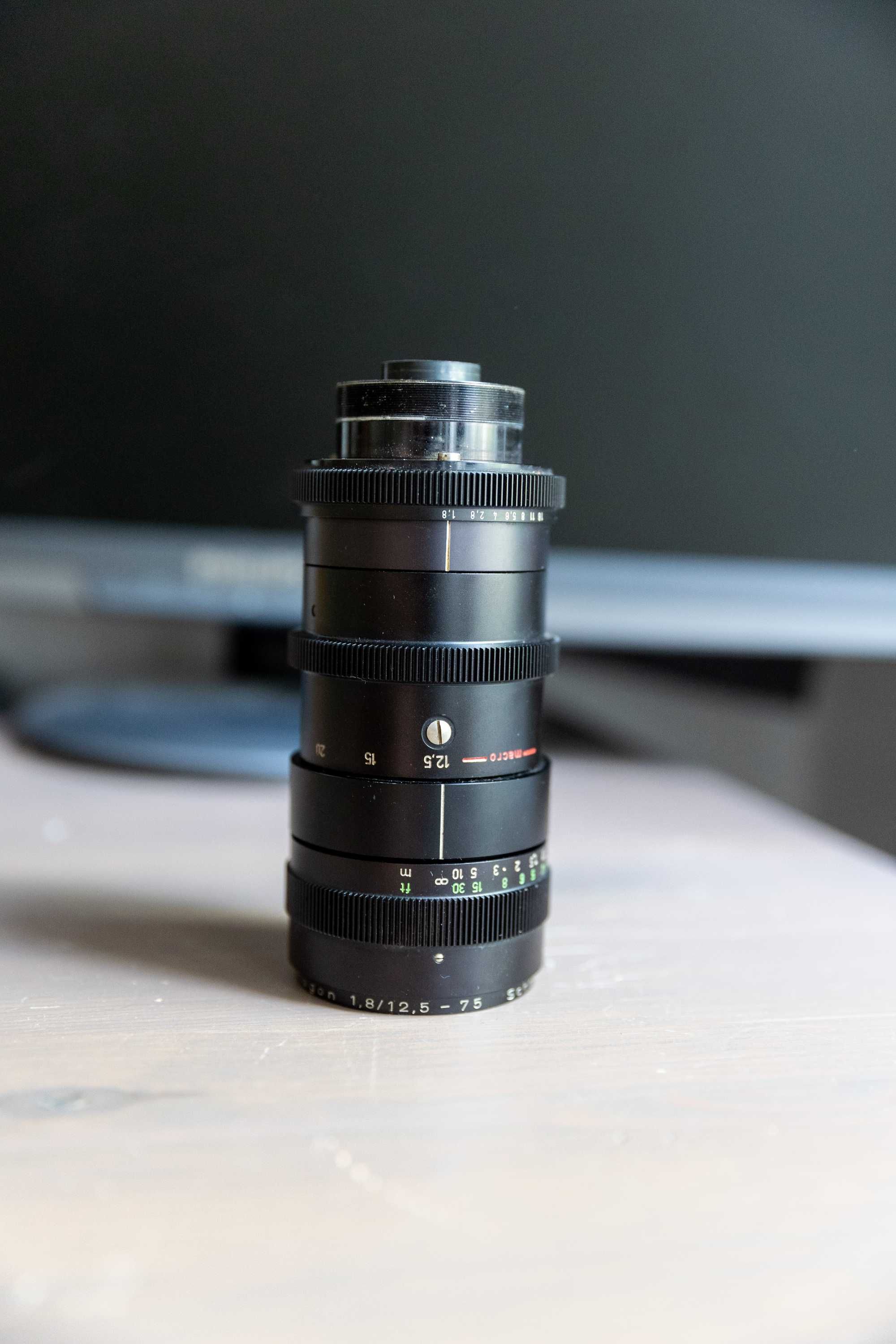 Obiektyw Schneider-Kreuznach 12.5-75mm f1.8 Variogon