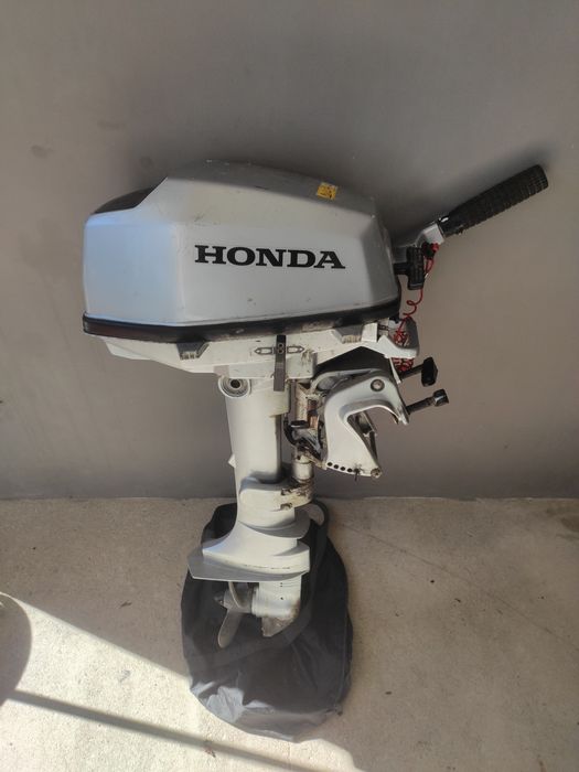 Motor  barco Honda 5 hp 4 tempos