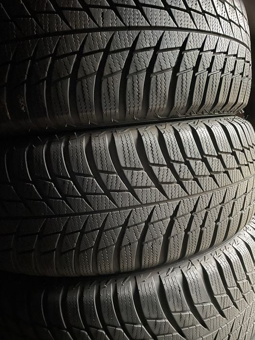 215/60 R16 Bridgestone Blizzak LM001 /4шт./ 2024 рік/ як нові