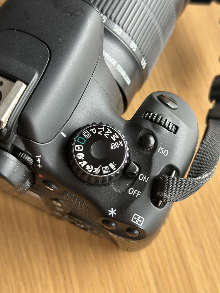 Canon 550D EFS 18-135mm fi.67mm