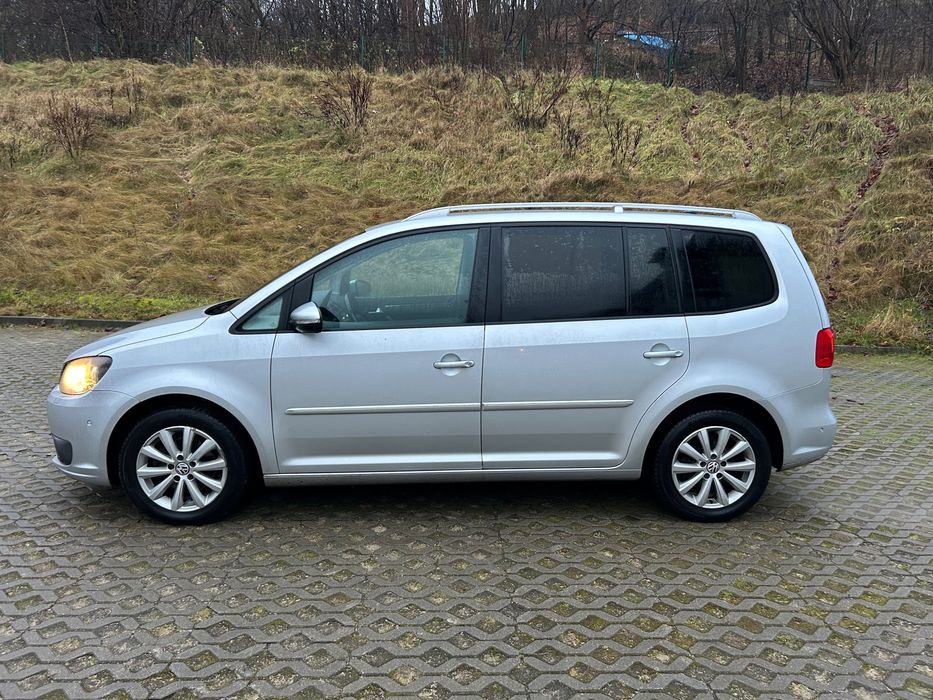 Touran 1.4 benzyna, automat dsg, 7 osobowy, bogata wersja