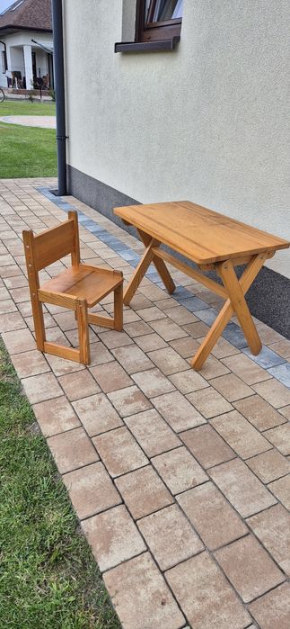 Stolik plus krzeslo