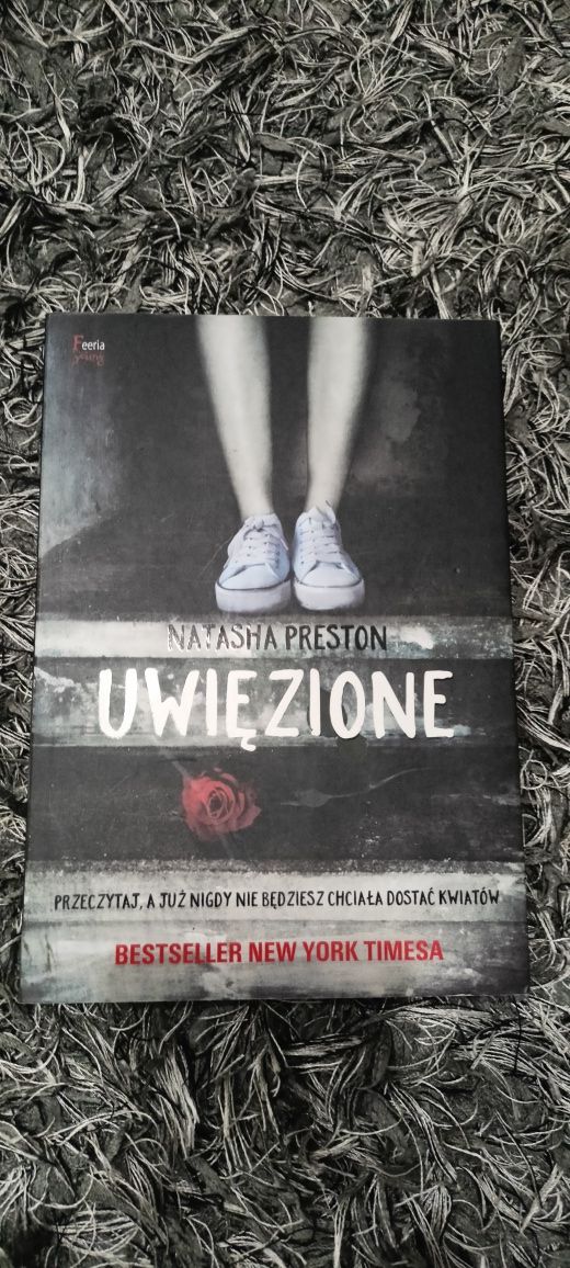 "Uwięzione" Natasha Preston