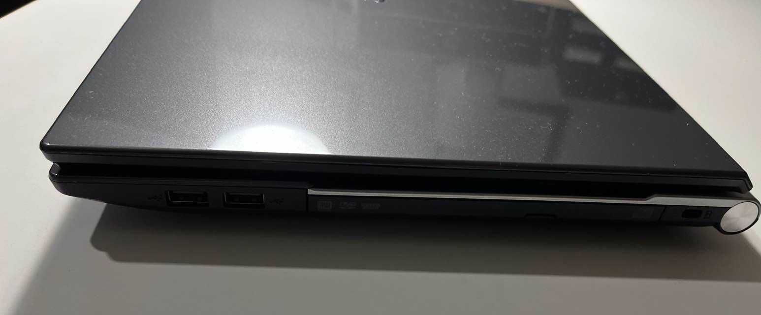 Portátil Acer V3-571G