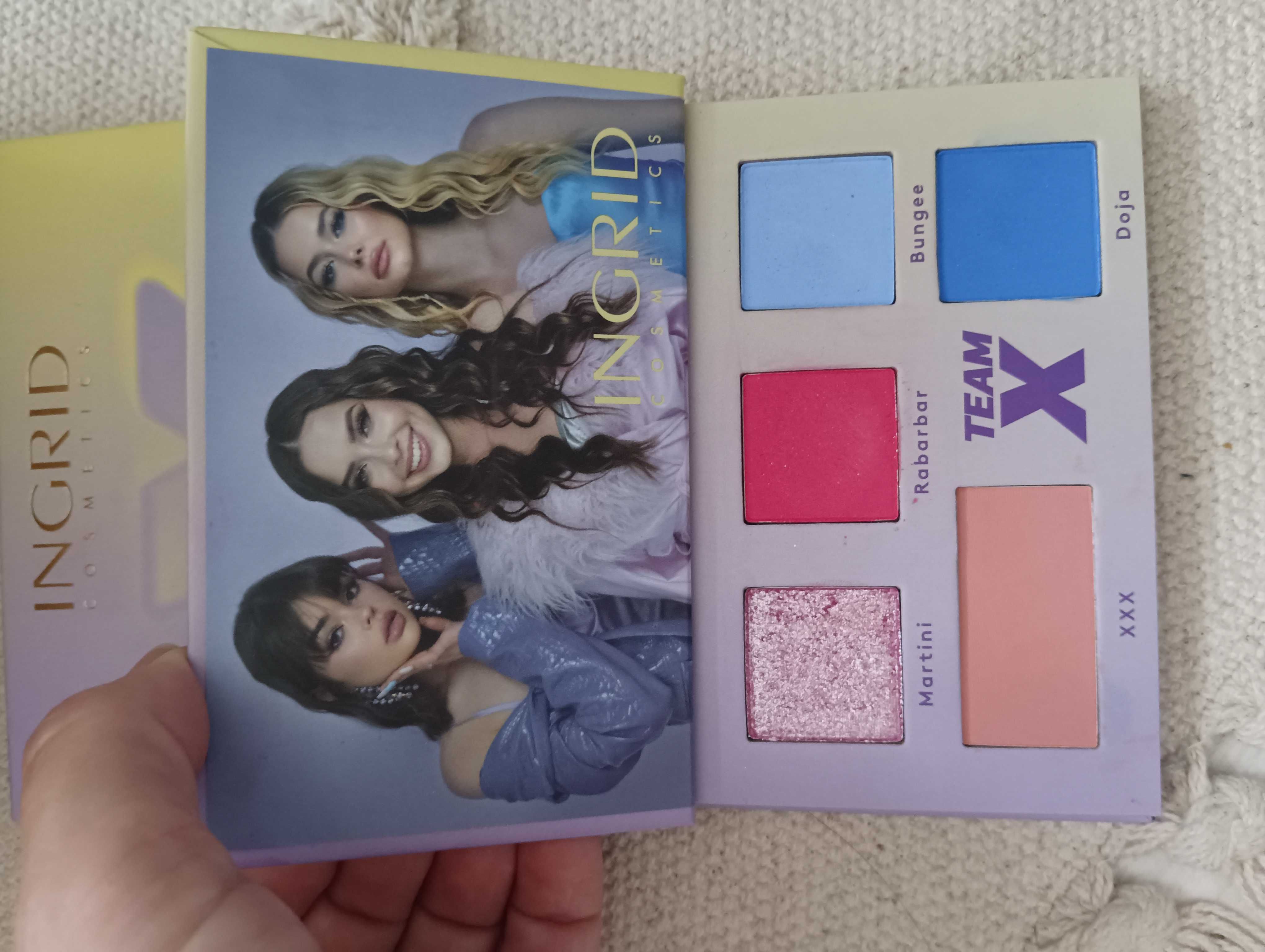 Paleta do makijażu team x
