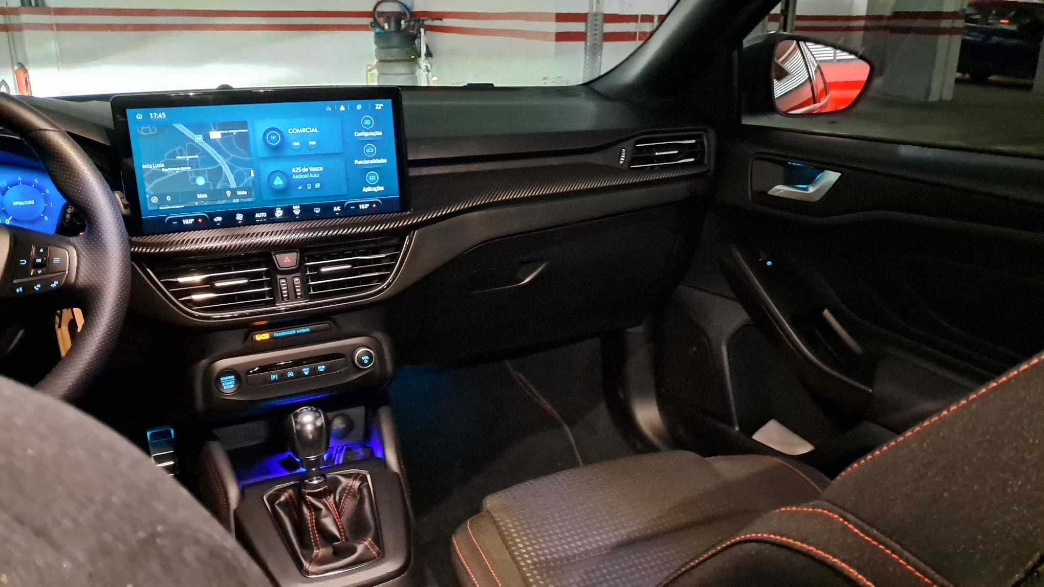 Ford Focus - ecobustST Line X