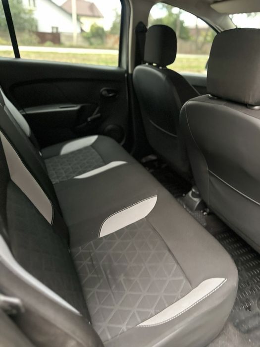Reno sandero stepway 2013 год 1.5 дизель в очень хорошем состоянии