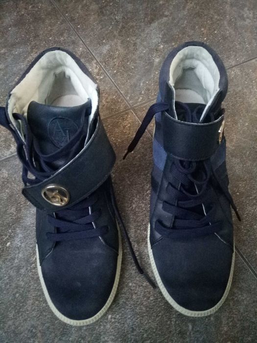 Нові жіночі черевички.