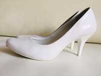 Buty ślubne obuwie do ślubu białe skórzane OLSZEWSKI 7 cm 36 klasyczne