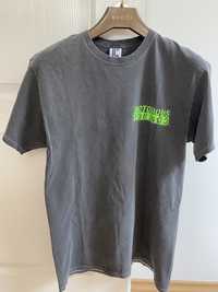 T-shirt szary z zielonym nadrukiem S/M