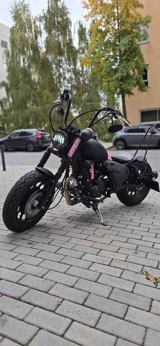 Keeway superlight 125 poucos km