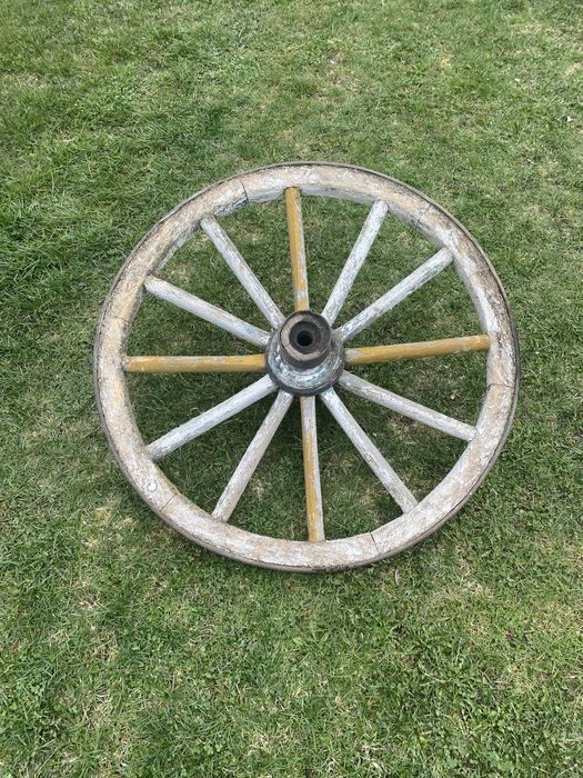 Koła drewniane od wozu 2 szt