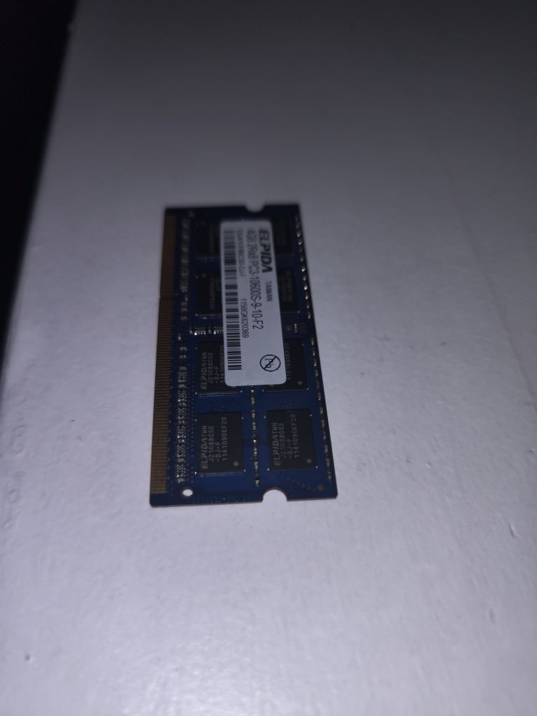 pamięć ram DDR3 ELPIDA 4GB 2Rx8 PC3-10600S-9-10-F2