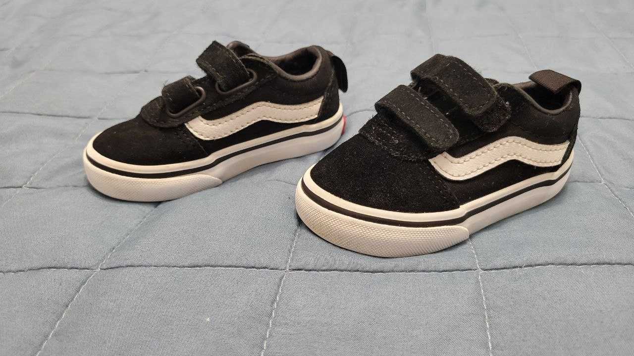 Стильні кеди vans
