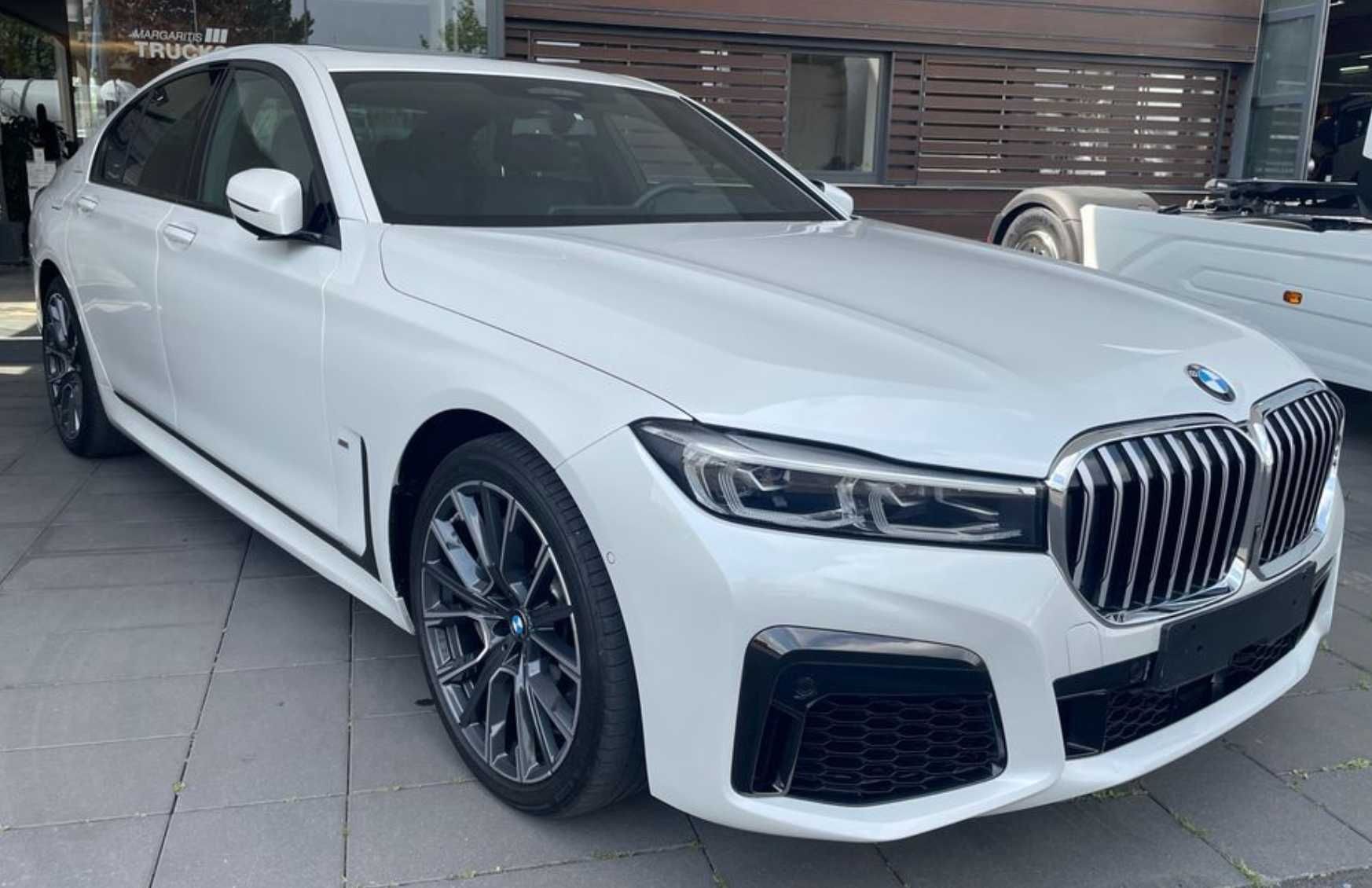 Бампер BMW 7 G11 G12 разборка БМВ X1 X3 X5 X6 i3 G02 G06 F48 шрот