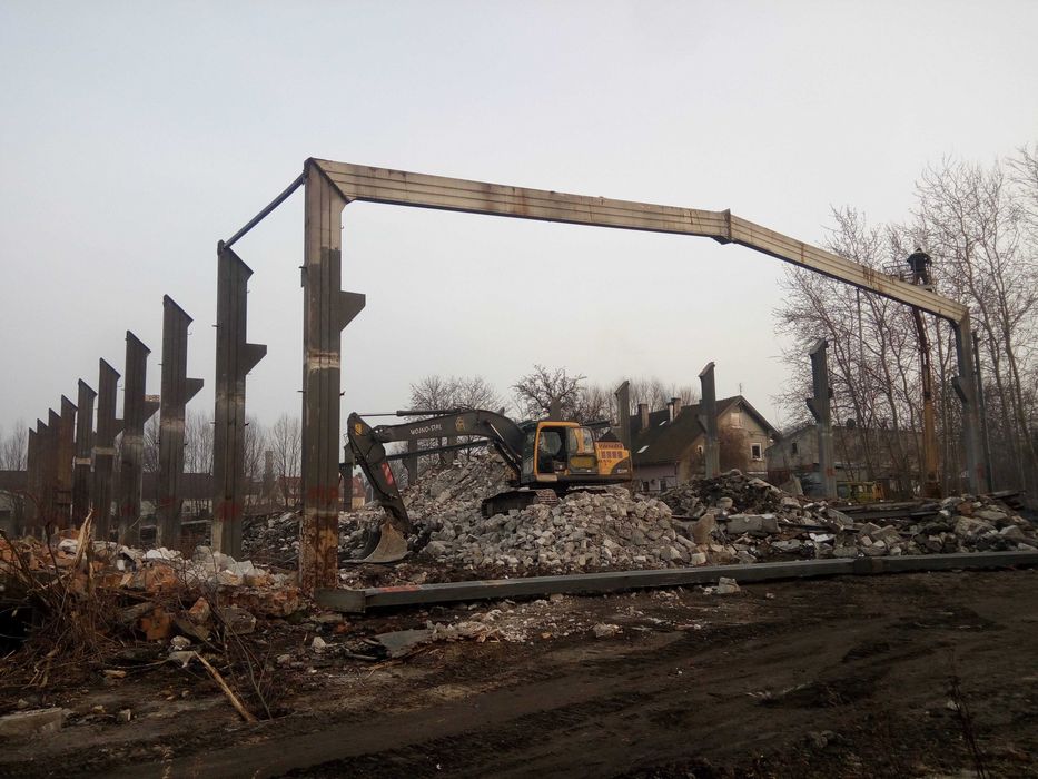 Konstrukcja hali 24x60x10  pod suwnicę