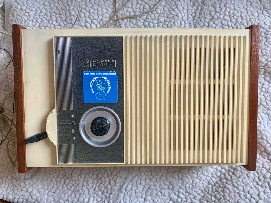 Радіоприймачі вінтажні старі ретро Маяк, M , R, GE