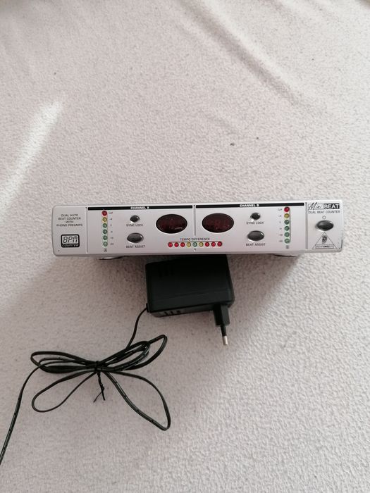 Behringer mini BEAT 800